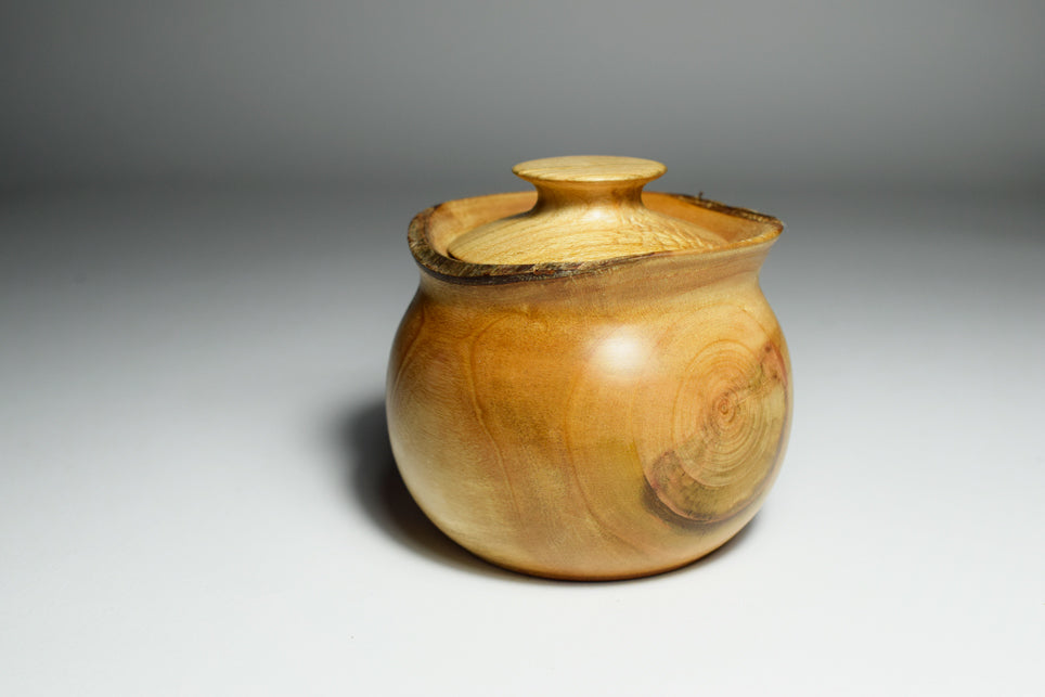 Ninna, Cherry Wood