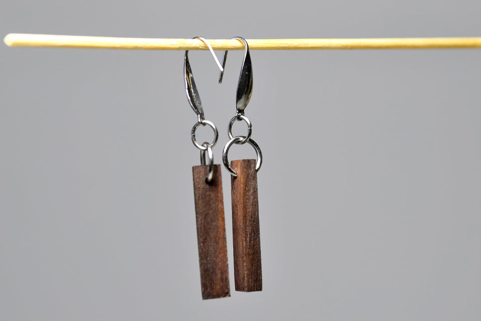 Bastons, legno di Noce