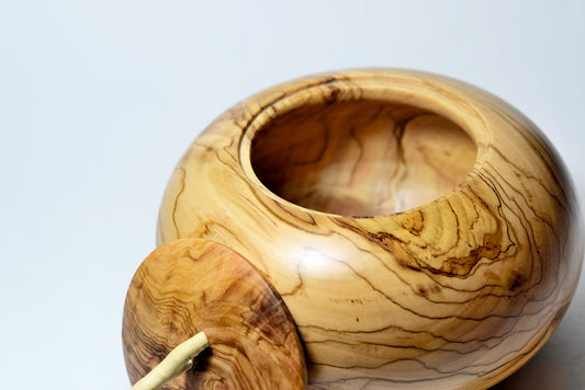 Chicca, legno di Ulivo