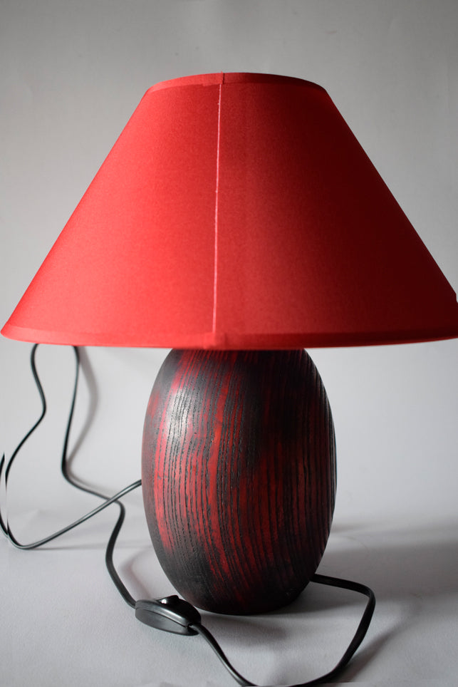 La stronza, Base lampada in legno di Castagno