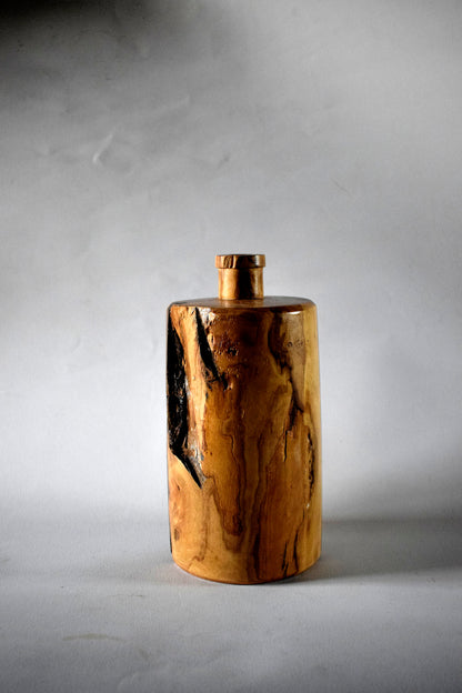 Olea, vaso porta fiori in Legno di Ulivo