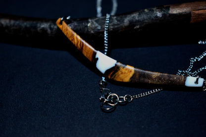 Fagiolino, collana, legno di Ulivo